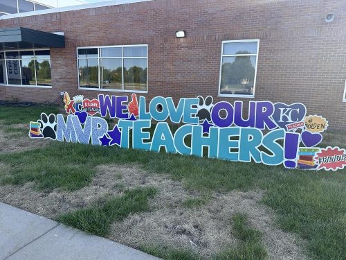 blue springs school yard signs