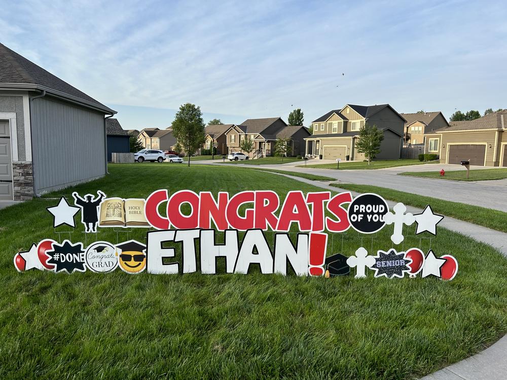 graduation blue springs yard sign